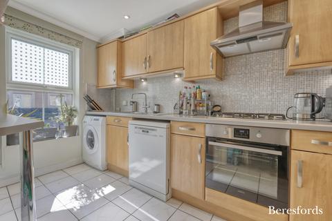 3 bedroom terraced house for sale, Cypress Close, Laindon, SS15