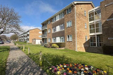 Westbrook, Lustrells Vale, Saltdean, BN2 8FZ