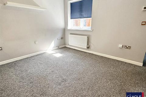 41 Greenways, Gloucester, GL4 3SA