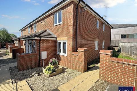 41 Greenways, Gloucester, GL4 3SA