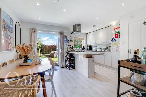 12 Cranesbill Close, London, SW16 5QL
