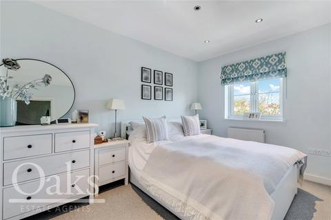 12 Cranesbill Close, London, SW16 5QL