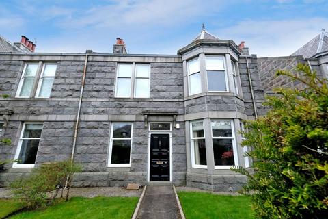 2 bedroom ground floor flat for sale, 107 Forest Avenue, Aberdeen, AB15 4TN