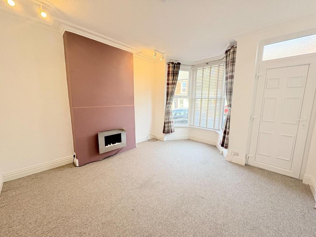 Living room 1.jpeg