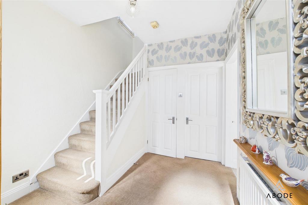 CAM02696 G0-PR0550-STILL001.jpg