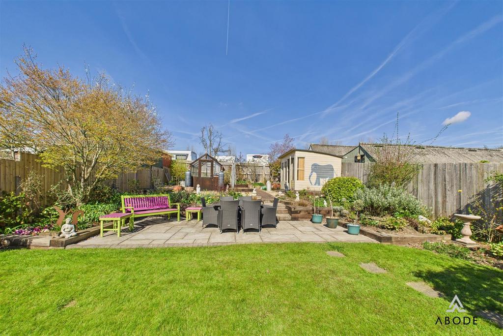 CAM02696 G0-PR0550-STILL030.jpg