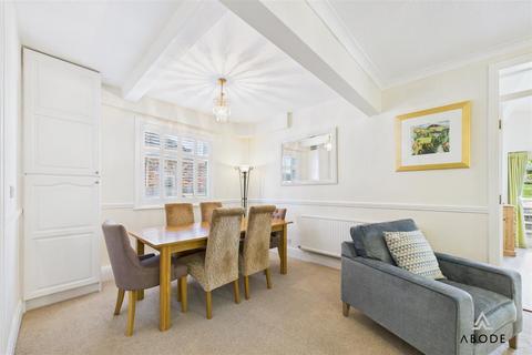 undefined, Henhurst Hill, Henhurst DE13