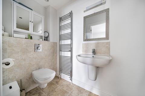 4 Hewers Close, Wanborough, Swindon, SN4 0FF
