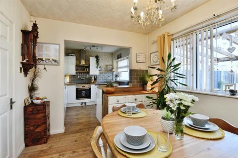 48 Ashcroft Avenue, Shavington, Crewe, CW2 5HN