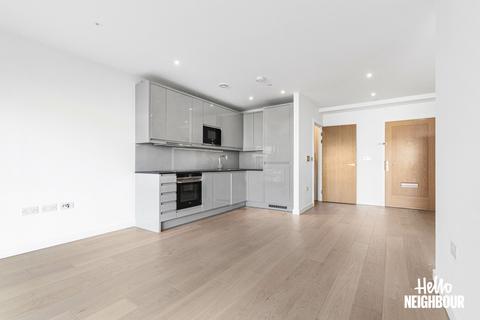 Studio to rent, Quassia House, Thonrey Close, London, NW9