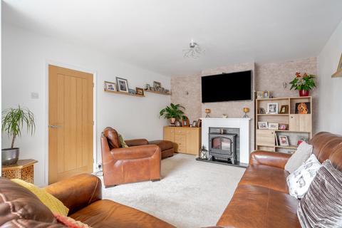 31 Bradley Avenue, Winterbourne, Bristol, BS36 1HX