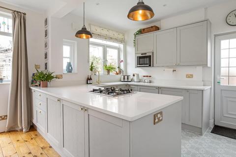 115 Wiverton Road, London, SE26 5JB
