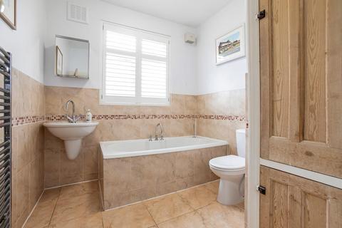 115 Wiverton Road, London, SE26 5JB