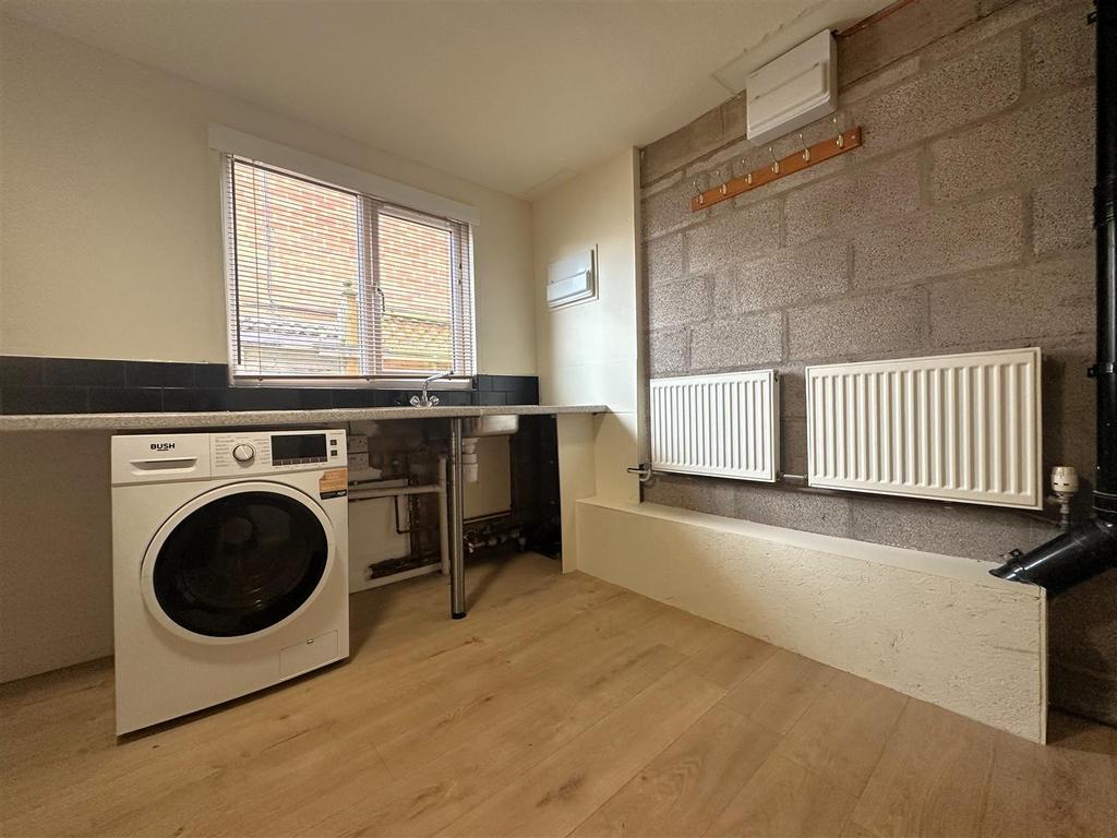 Utility Room II.jpg