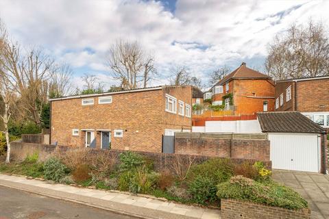 21 Penner Close, London, SW19 6QA