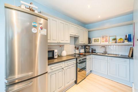 1 bedroom flat to rent, Mexfield Road, London SW15