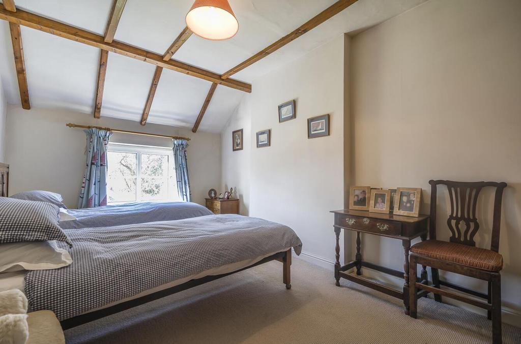 Bed3.jpg