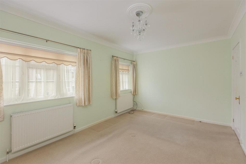 Old Maltongate 47 Bedroom 1-2.jpg
