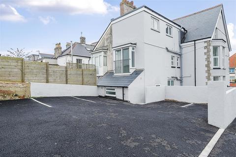 2 bedroom flat for sale, 37 Mount Wise, Newquay TR7