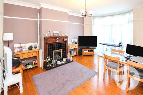 212 Court Road, London, SE9 4TX