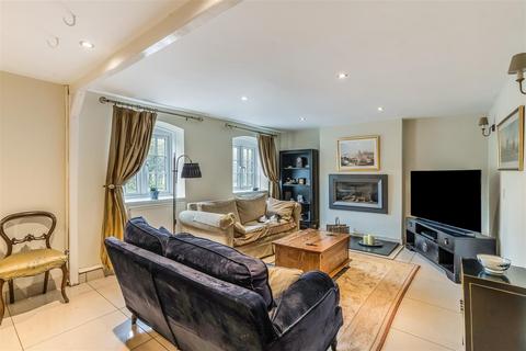 Crofton Cottage Bath Road, Swineford, Bristol, BS30 6LW