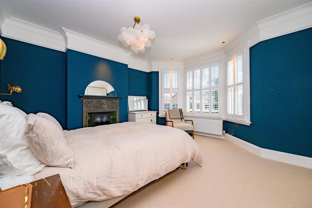 Green Lane Bovingdon 21.jpg