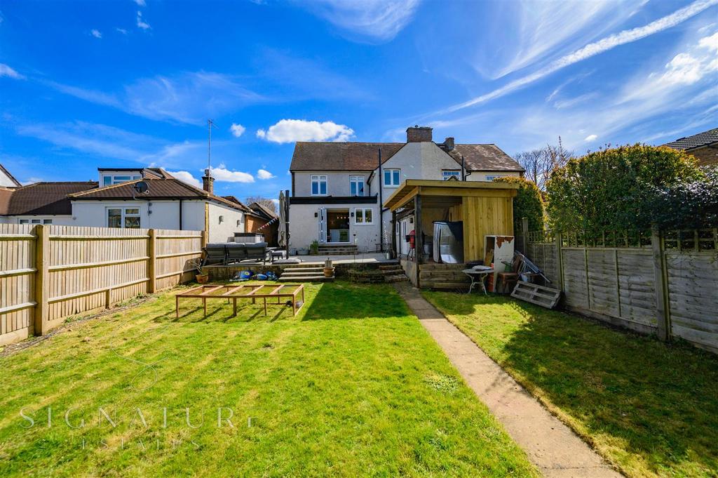 Green Lane Bovingdon 122.jpg