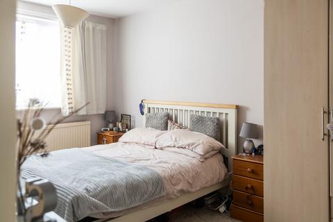 22a Bowness Avenue, Didcot, OX11 8NG