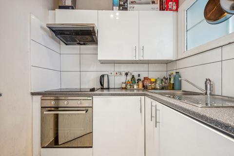 Studio for sale, Hamlet Gardens, London W6