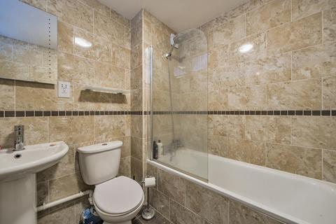 1 bedroom flat for sale, Dunbar Court, Carshalton Grove, Sutton