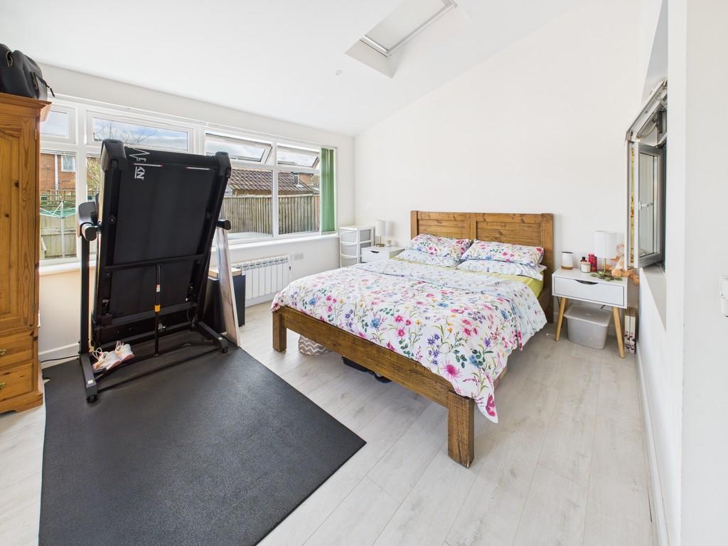 Bed 4b