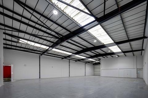 Industrial unit to rent, London W3