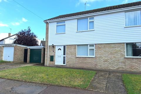 3 bedroom semi-detached house for sale, Links Way, Thurlton