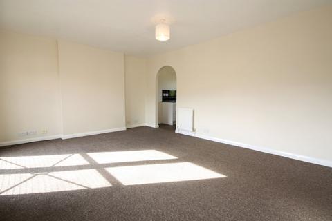 2 bedroom apartment to rent, Cricketers Close