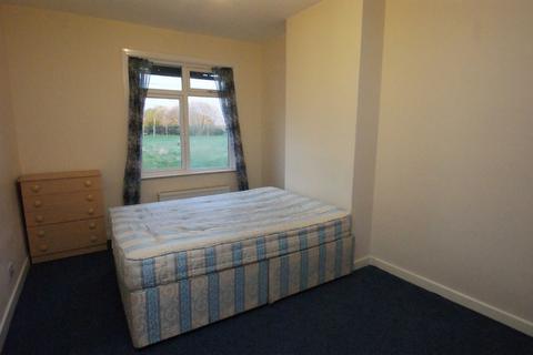 4 bedroom terraced house to rent, Braybrook Street, Acton W12
