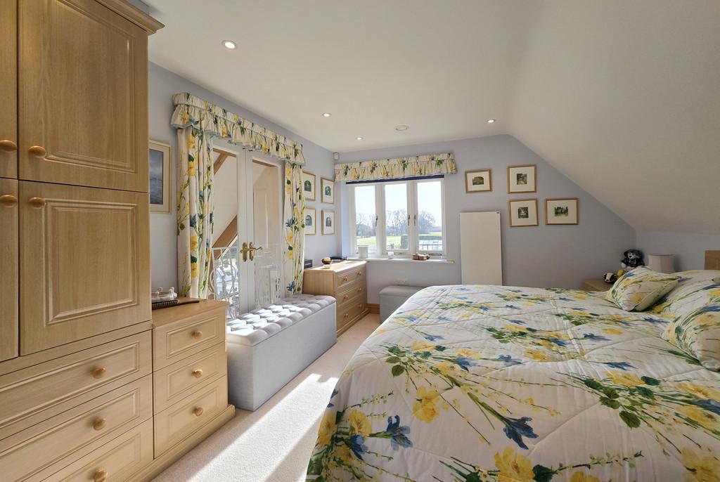 Woodlands Bedroom 1