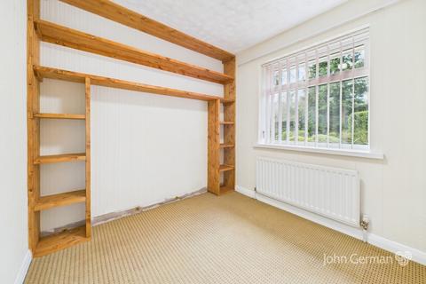 12 Barn Close, Stafford, ST17 9JH