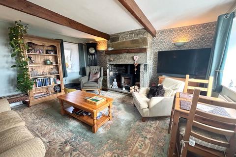 2 bedroom cottage for sale, Long Row, Thornton