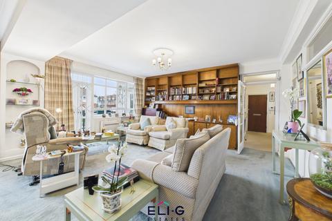 undefined, Riverside Drive, Golders Green Road, NW11