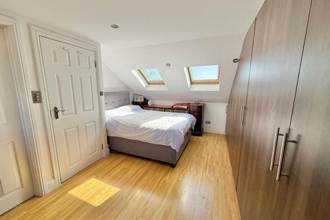 107 Elgin Avenue, Harrow, HA3 8QN