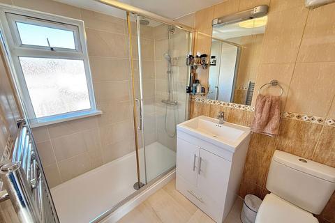 107 Elgin Avenue, Harrow, HA3 8QN