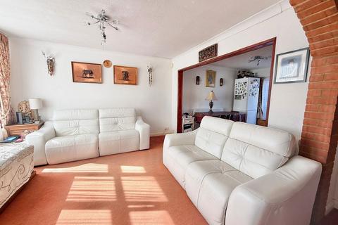 107 Elgin Avenue, Harrow, HA3 8QN