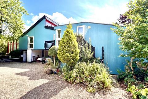4 bedroom detached house for sale, Winchester Road, Petersfield GU32