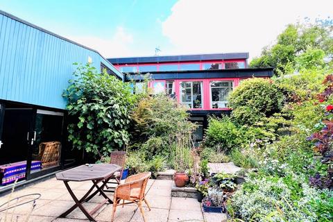 4 bedroom detached house for sale, Winchester Road, Petersfield GU32