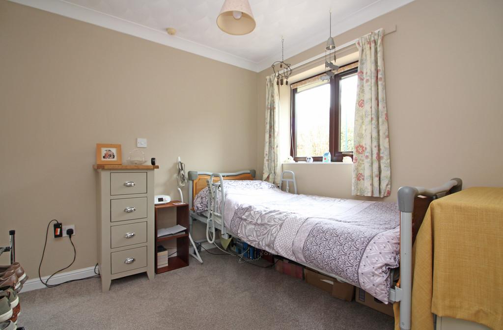 Bed2