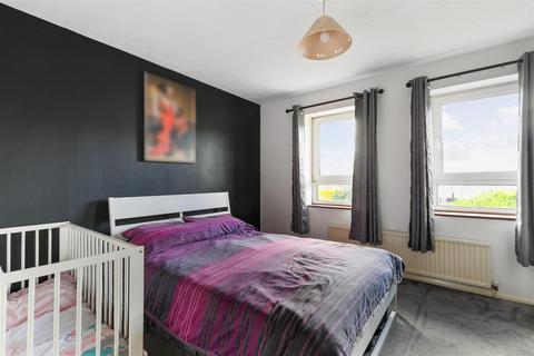 14 Saracen Close, Croydon, CR0 2HD