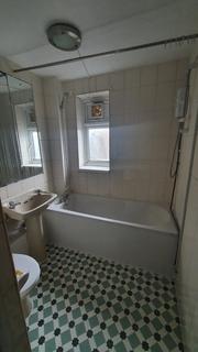 1 bedroom flat for sale, Tollgate Road, London E6