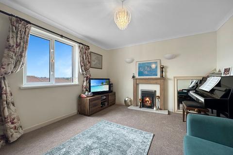 16 Halwyn Place, Truro, TR1 2LA