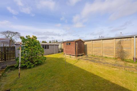 7 Almond Square, East Whitburn, Bathgate, EH47 8EU