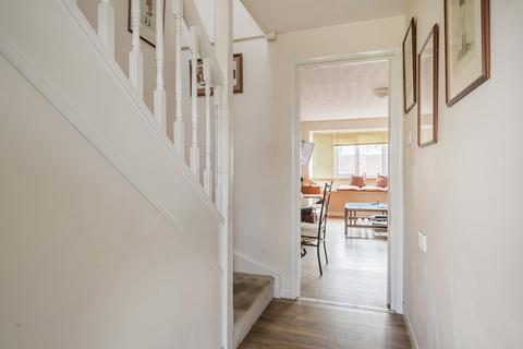 1 bedroom maisonette for sale, Whaddon Road, Gloucestershire GL52